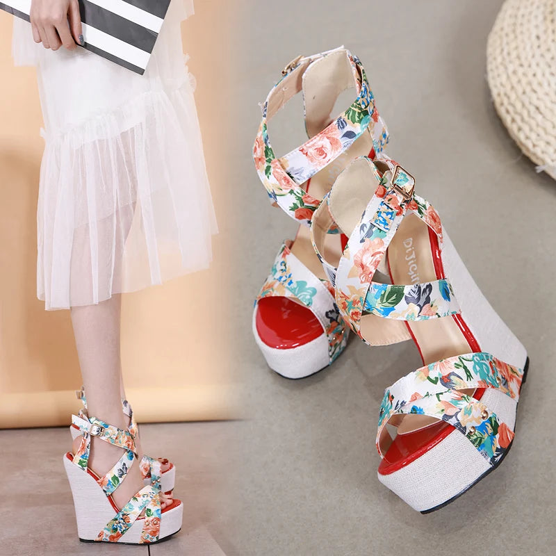 T-table Show Silk Colorful Wedge Heel Sandals
