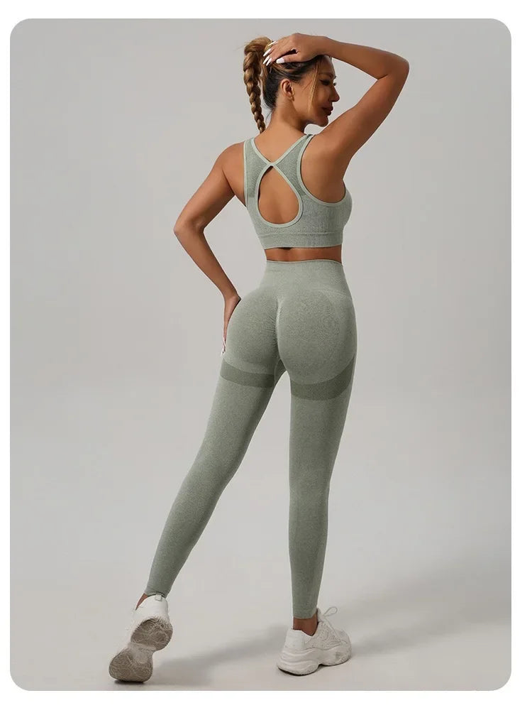 Seamless Yoga Sports Bra+ Hip Lifting Leggings Set