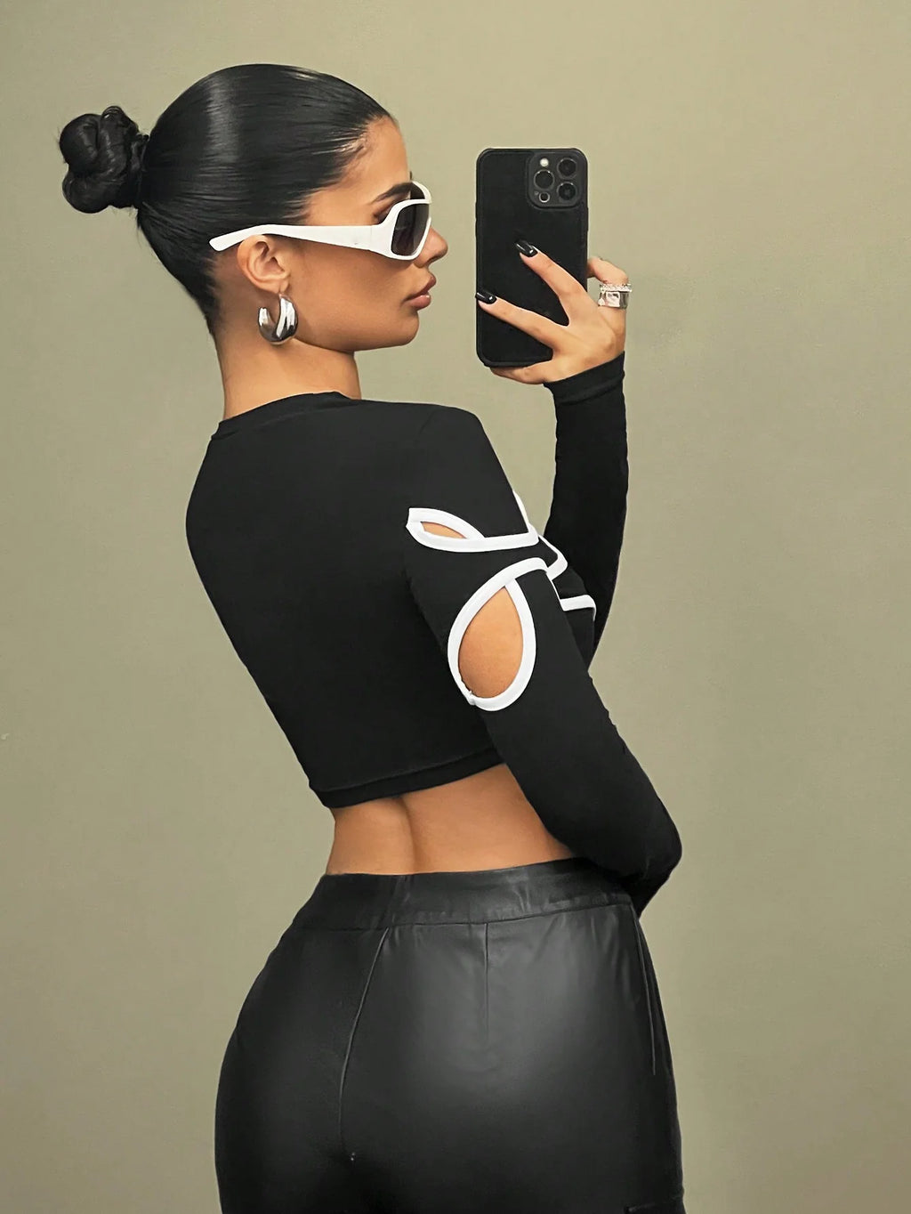 European-Style Fitted Deconstructed Long Sleeve Top