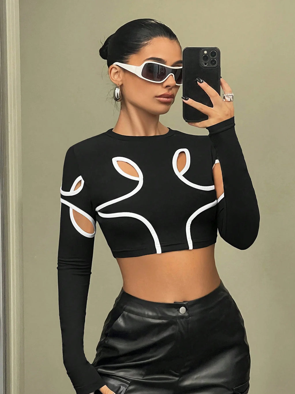 European-Style Fitted Deconstructed Long Sleeve Top