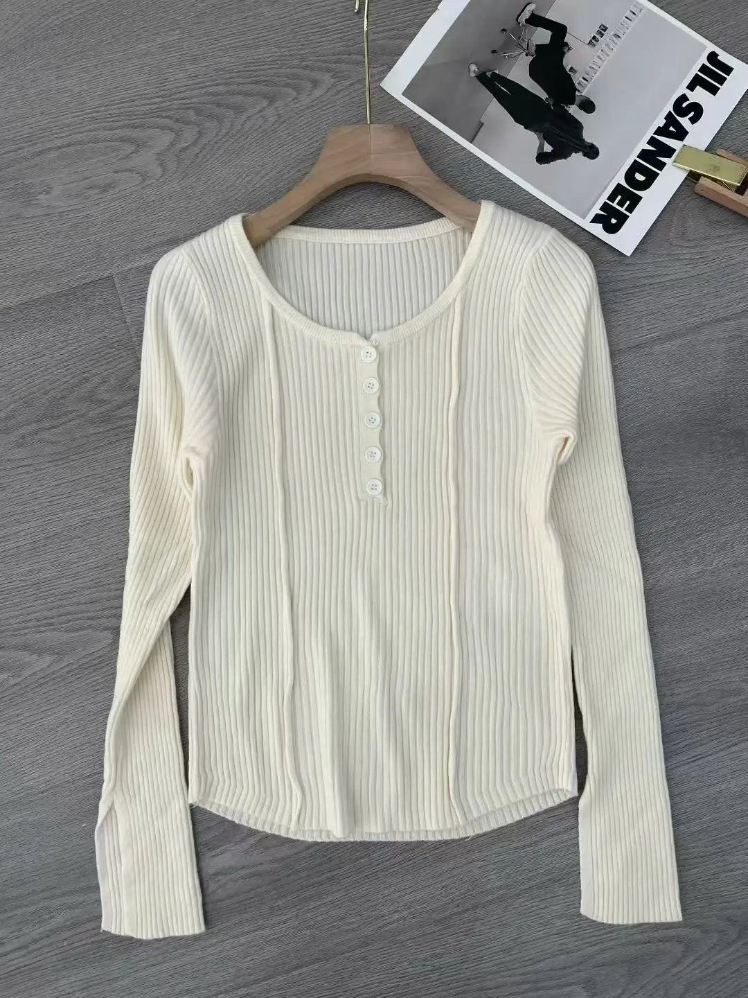 Elegant Vintage Knit Pullover