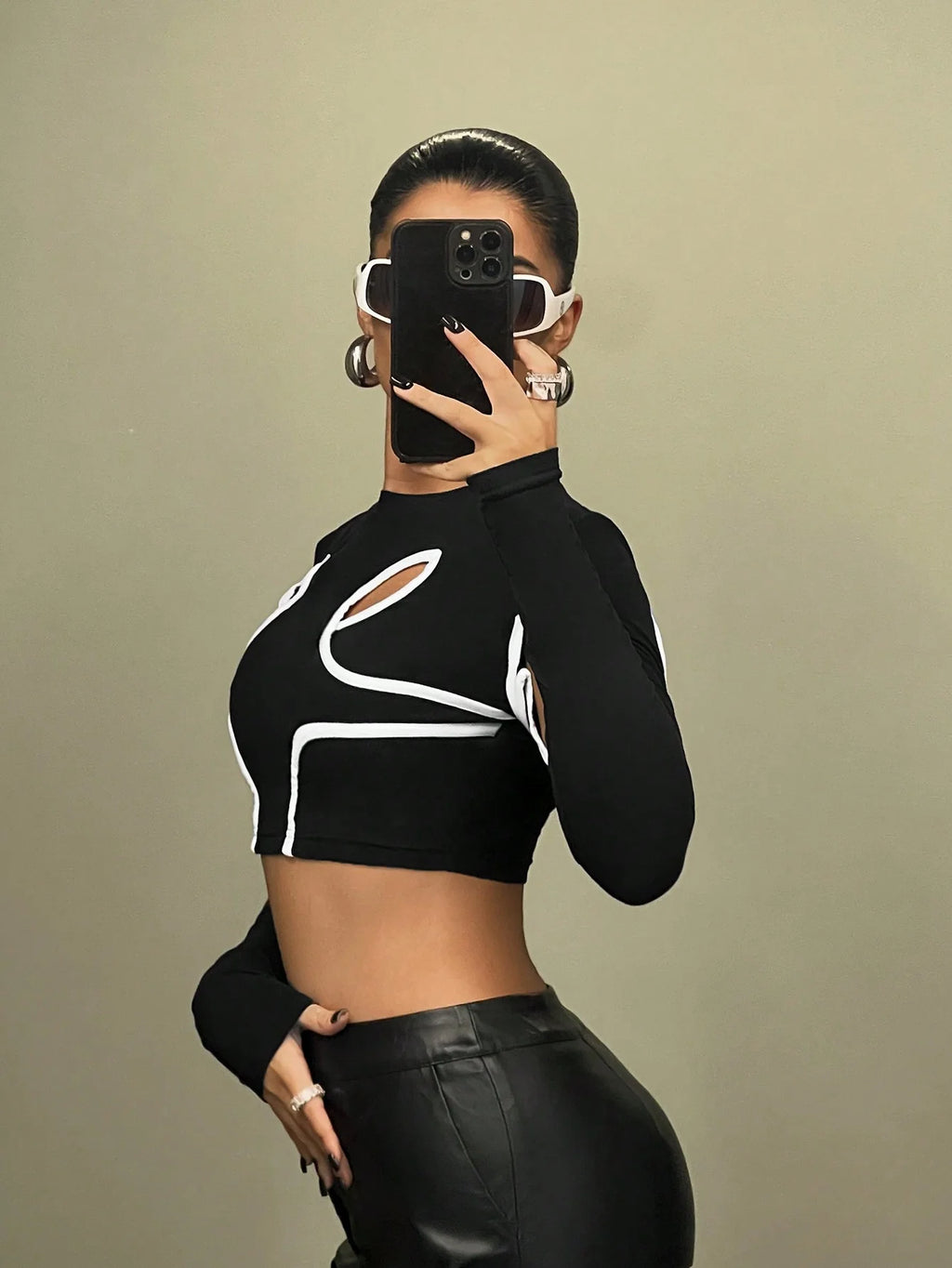 European-Style Fitted Deconstructed Long Sleeve Top